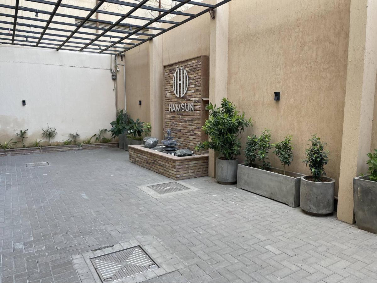 Hamsun Suites  Karachi Extérieur photo