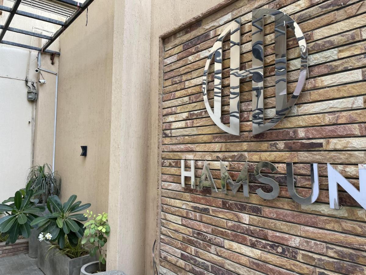 Hamsun Suites  Karachi Extérieur photo