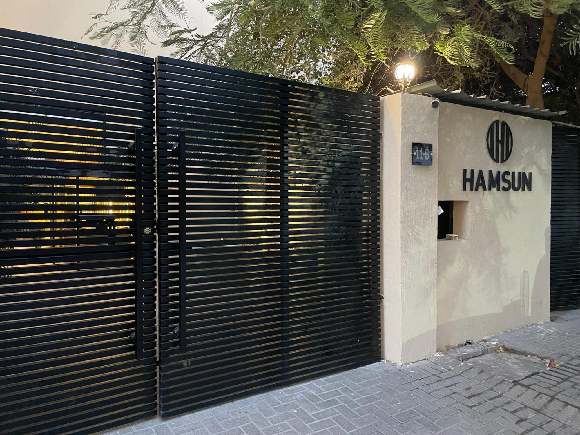 Hamsun Suites  Karachi Extérieur photo